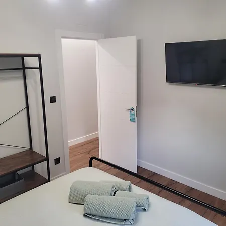 Tourist Aeropuerto Loiu-bizkaia Apartment Loiu